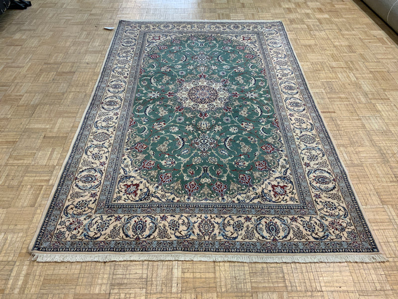 SEMI-ANTIQUE 5ft. x 9ft. TRADITIONAL NAIN