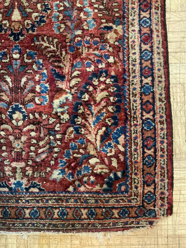 ANTIQUE 2ft. x 4ft. TRADITIONAL SAROUK - David Tiftickjian & Sons