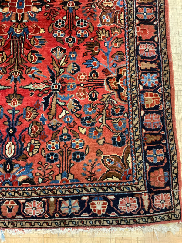 ANTIQUE 4ft. x 5ft. TRADITIONAL SAROUK - David Tiftickjian & Sons