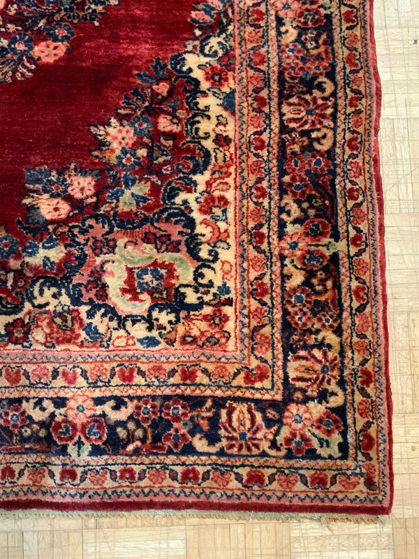 ANTIQUE 4ft. x 6ft. TRADITIONAL SAROUK - David Tiftickjian & Sons