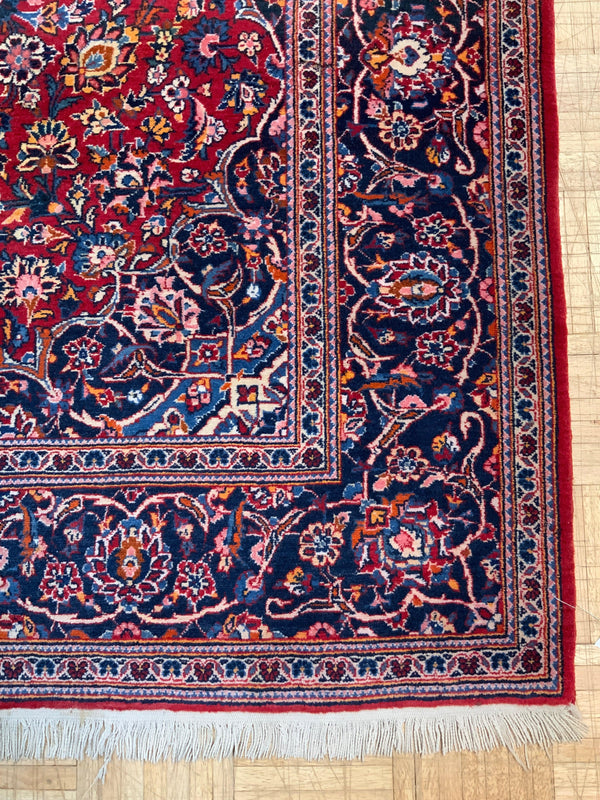 ANTIQUE 5ft. x 7ft. TRADITIONAL KASHAN - David Tiftickjian & Sons