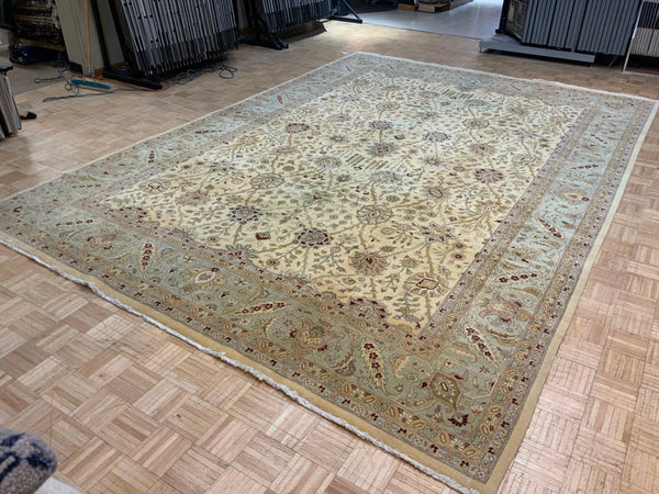 ANTIQUE 5ft. x 7ft. TRADITIONAL SAROUK - David Tiftickjian & Sons