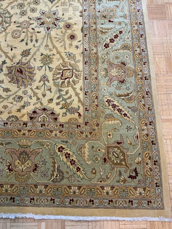 ANTIQUE 5ft. x 7ft. TRADITIONAL SAROUK - David Tiftickjian & Sons