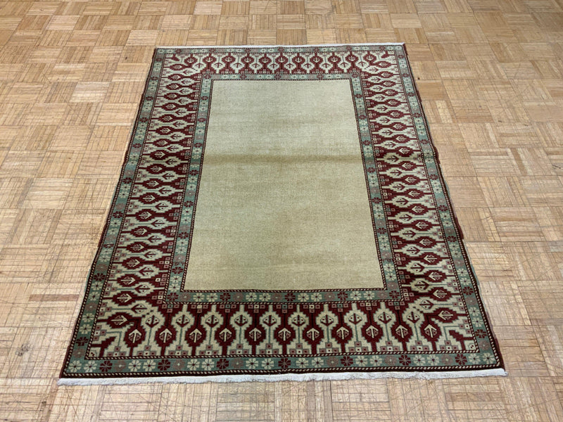 HIGH-END 4ft. x 5ft. TRANSITIONAL CAUCASIAN - David Tiftickjian & Sons