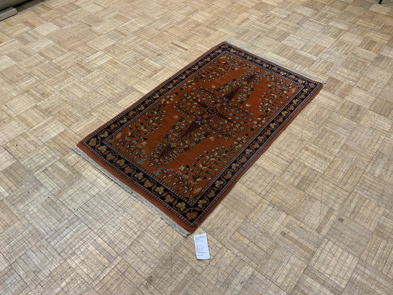LIKE NEW 3ft. x 4ft. TRADITIONAL SAROUK - David Tiftickjian & Sons