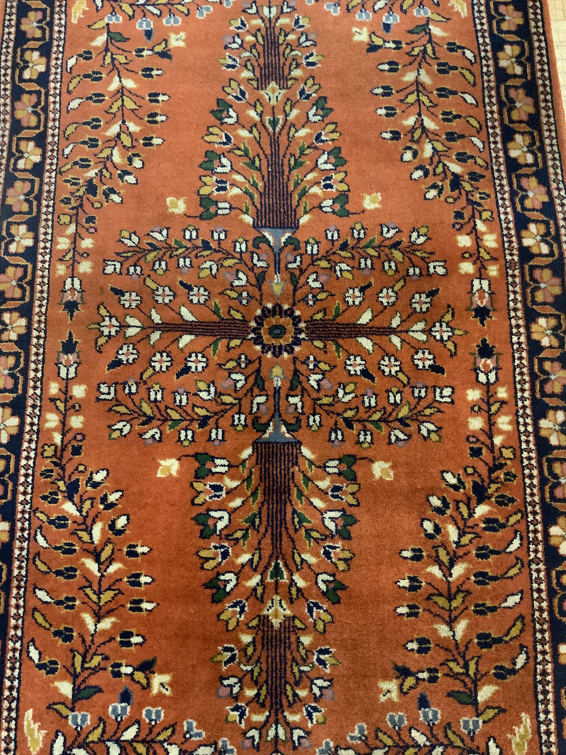 LIKE NEW 3ft. x 4ft. TRADITIONAL SAROUK - David Tiftickjian & Sons