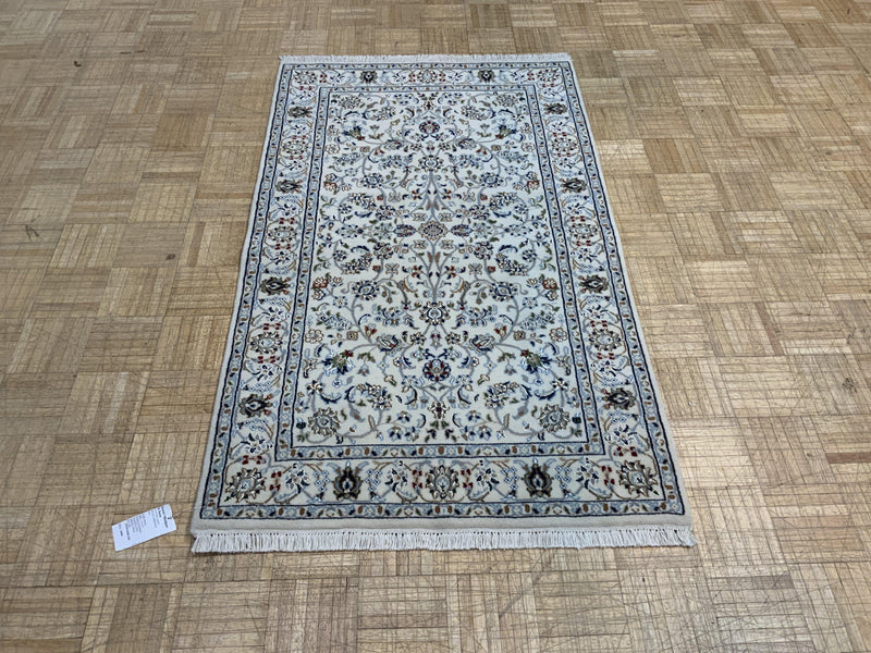 LIKE NEW 3ft. x 5ft. TRADITIONAL KASHAN - David Tiftickjian & Sons