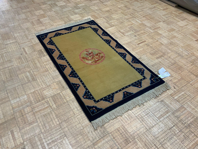 LIKE NEW 3ft. x 5ft. TRADITIONAL PEKING - David Tiftickjian & Sons