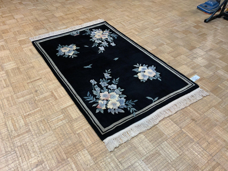 LIKE NEW 4ft. x 6ft. TRADITIONAL ART DECO - David Tiftickjian & Sons