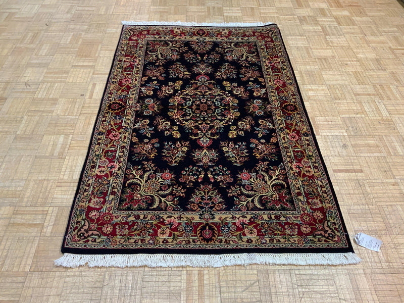 LIKE NEW 4ft. x 6ft. TRADITIONAL SAROUK - David Tiftickjian & Sons