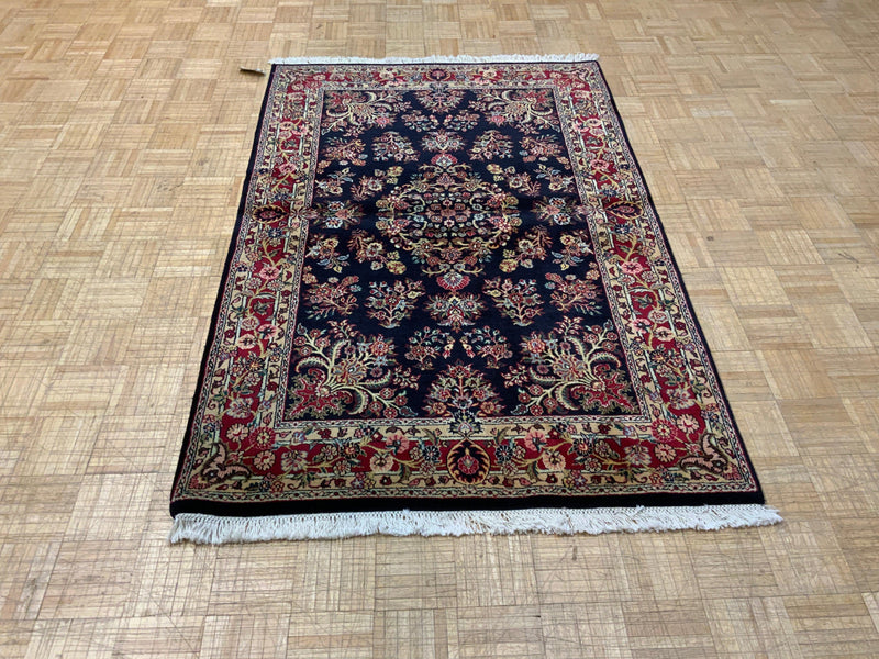 LIKE NEW 4ft. x 6ft. TRADITIONAL SAROUK - David Tiftickjian & Sons