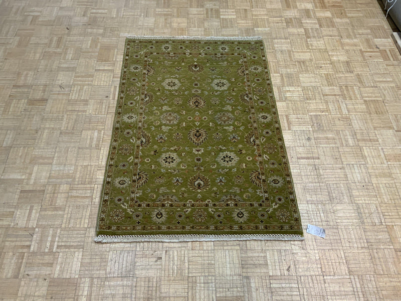 LIKE NEW 4ft. x 6ft. TRANSITIONAL OUSHAK - David Tiftickjian & Sons