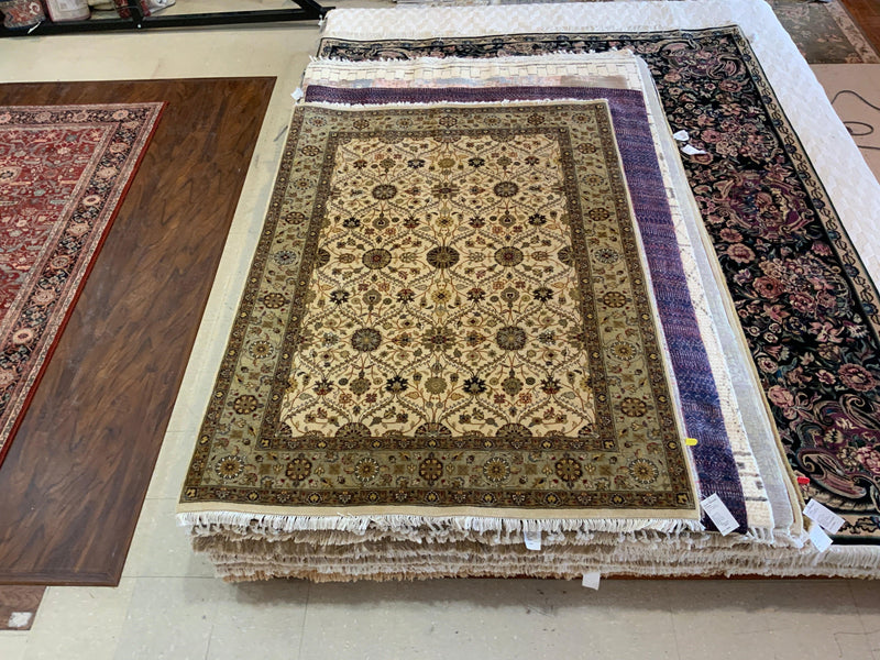 LIKE NEW 5ft. x 7ft. TRADITIONAL TABRIZ - David Tiftickjian & Sons