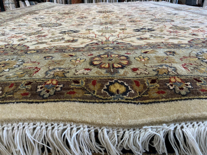 LIKE NEW 5ft. x 7ft. TRADITIONAL TABRIZ - David Tiftickjian & Sons
