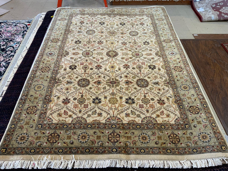 LIKE NEW 5ft. x 7ft. TRADITIONAL TABRIZ - David Tiftickjian & Sons