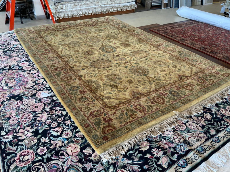 LIKE NEW 6ft. x 9ft. TRANSITIONAL KASHAN - David Tiftickjian & Sons