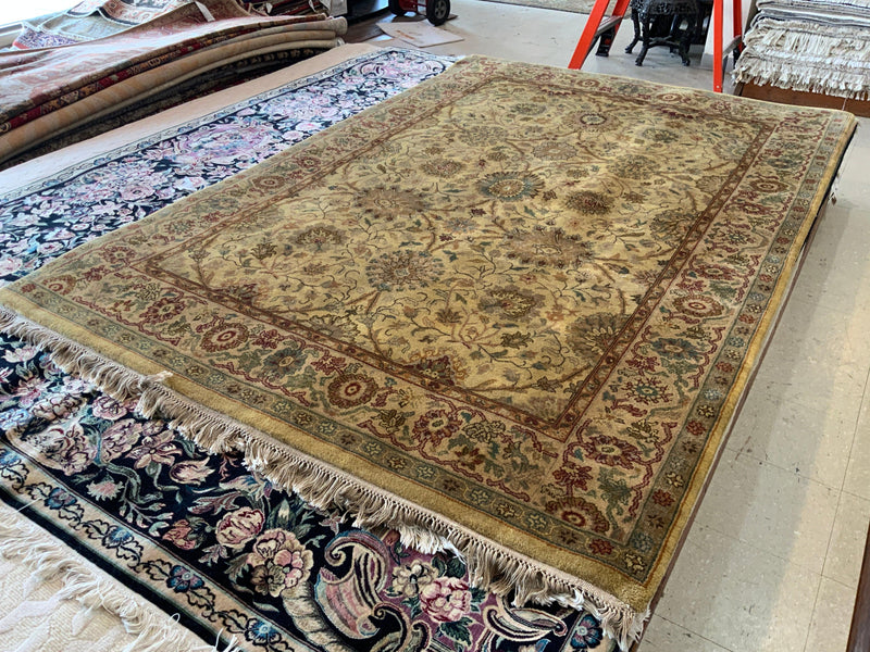 LIKE NEW 6ft. x 9ft. TRANSITIONAL KASHAN - David Tiftickjian & Sons