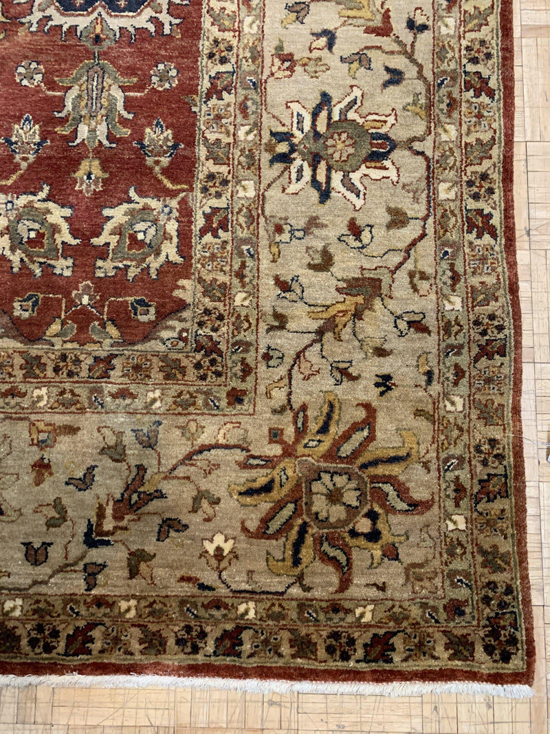 LIKE NEW 8ft. x 10ft. TRADITIONAL AGRA - David Tiftickjian & Sons