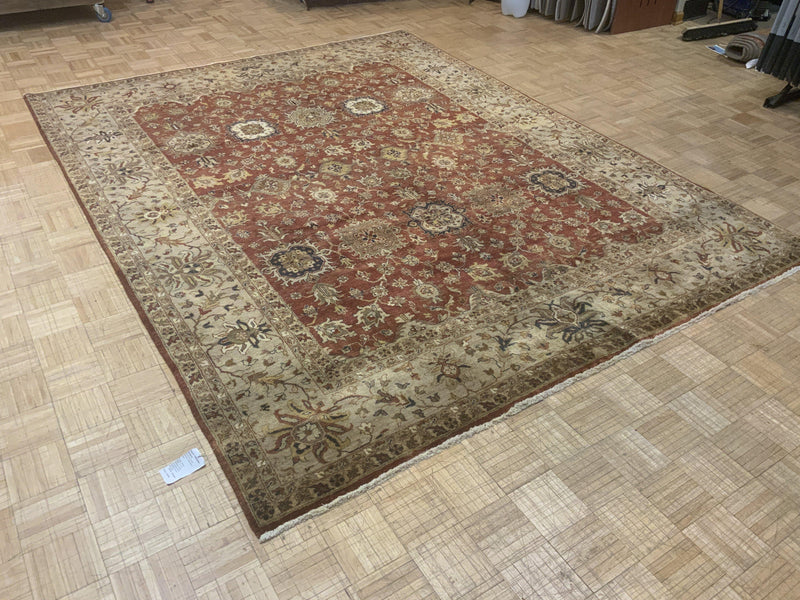 LIKE NEW 8ft. x 10ft. TRADITIONAL AGRA - David Tiftickjian & Sons