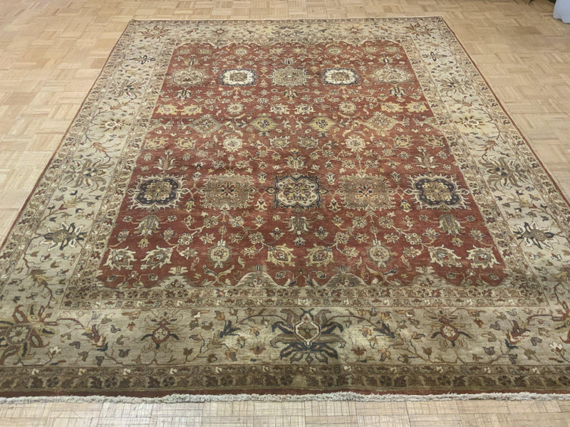 LIKE NEW 8ft. x 10ft. TRADITIONAL AGRA - David Tiftickjian & Sons