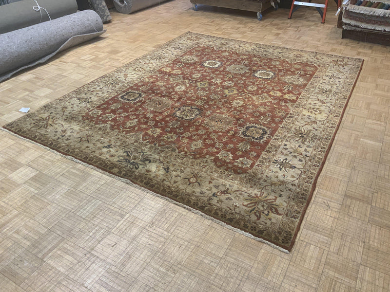 LIKE NEW 8ft. x 10ft. TRADITIONAL AGRA - David Tiftickjian & Sons