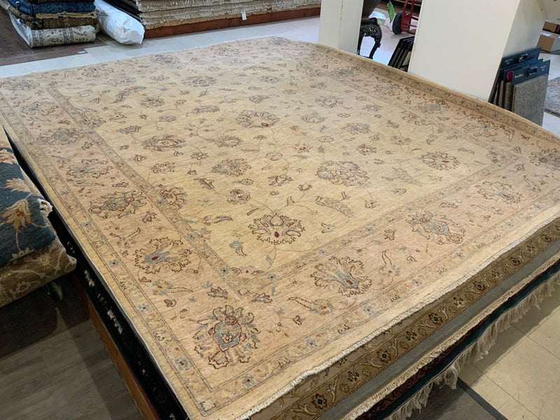 LIKE NEW 9ft. x 10ft. TRADITIONAL KASHAN - David Tiftickjian & Sons