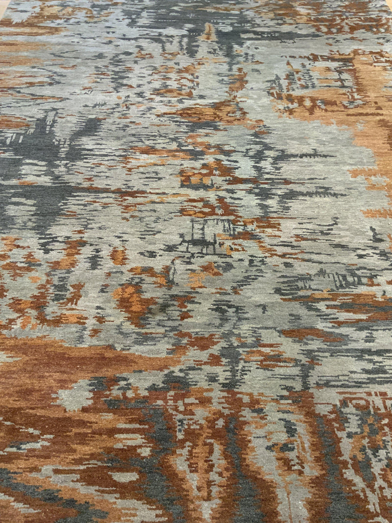 LIKE NEW 9ft. x 12ft. MODERN ABSTRACT - David Tiftickjian & Sons