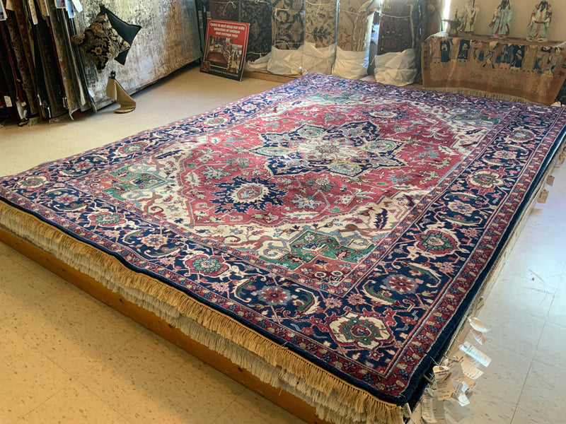 LIKE NEW 9ft. x 12ft. TRADITIONAL HERIZ - David Tiftickjian & Sons