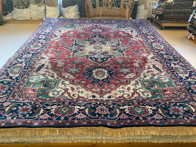 LIKE NEW 9ft. x 12ft. TRADITIONAL HERIZ - David Tiftickjian & Sons
