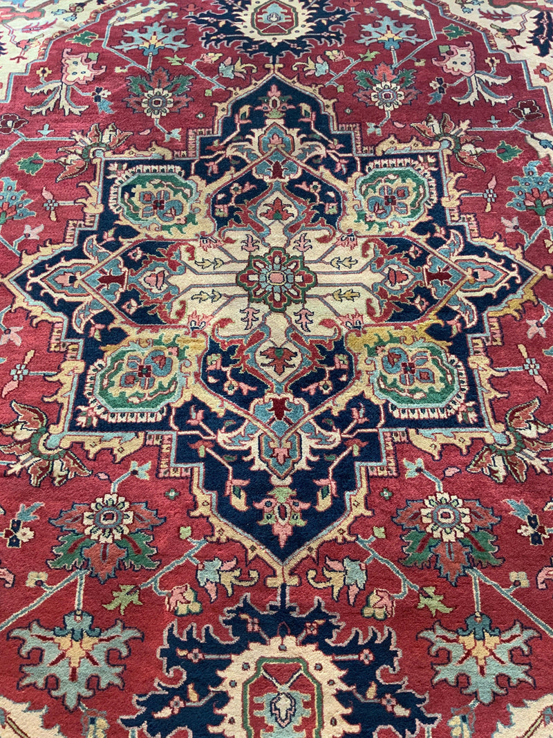 LIKE NEW 9ft. x 12ft. TRADITIONAL HERIZ - David Tiftickjian & Sons