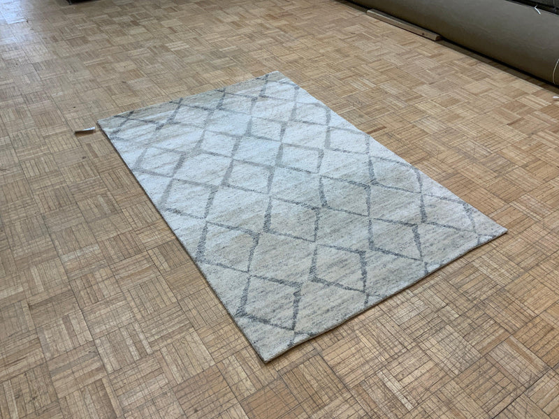 NEW 4ft. x 6ft. MODERN CASCADE - David Tiftickjian & Sons
