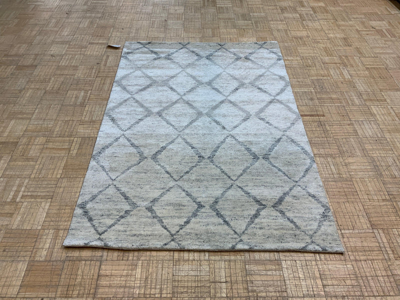 NEW 4ft. x 6ft. MODERN CASCADE - David Tiftickjian & Sons