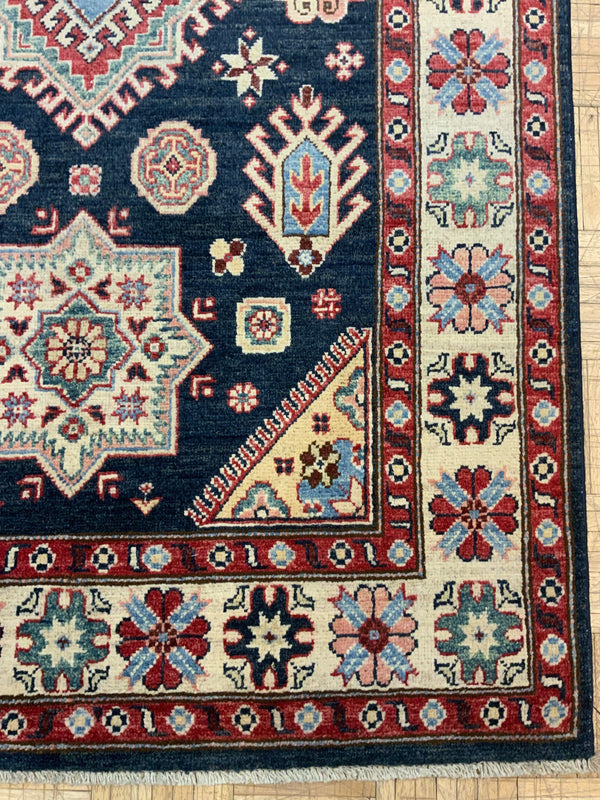 NEW 4ft. x 6ft. TRANSITIONAL KAZAK - David Tiftickjian & Sons