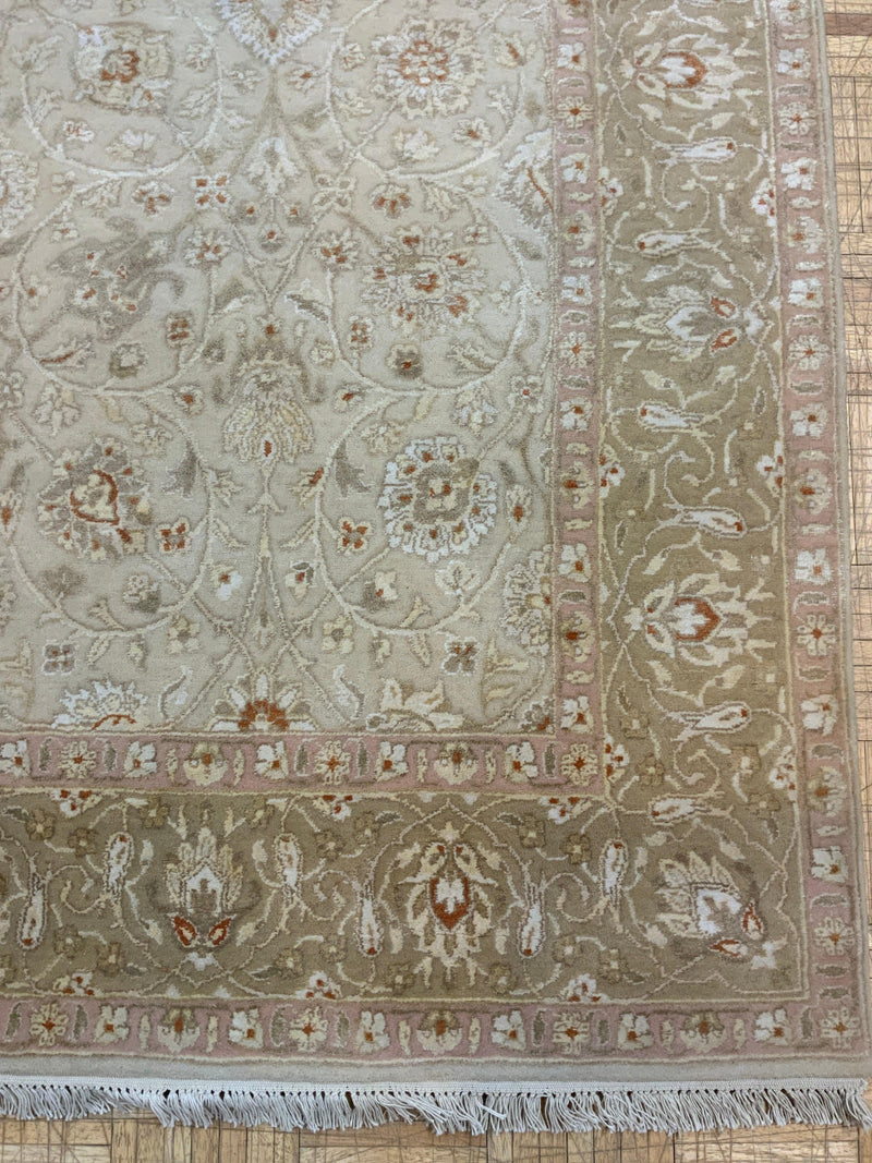 NEW 5ft. x 7ft. TRADITIONAL TAJ - David Tiftickjian & Sons