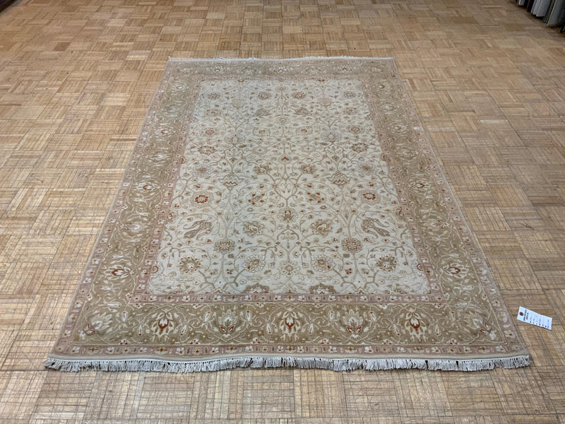 NEW 5ft. x 7ft. TRADITIONAL TAJ - David Tiftickjian & Sons