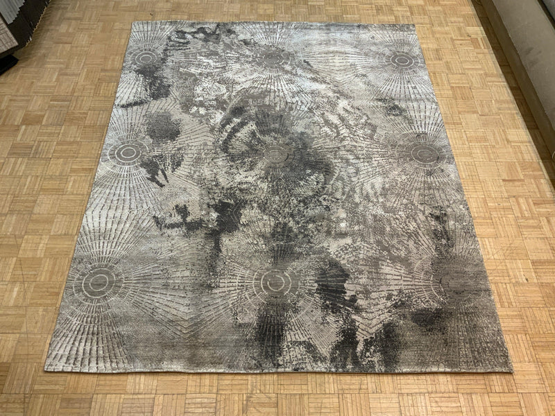 NEW 8ft. x 10ft. MODERN AMOUR - David Tiftickjian & Sons