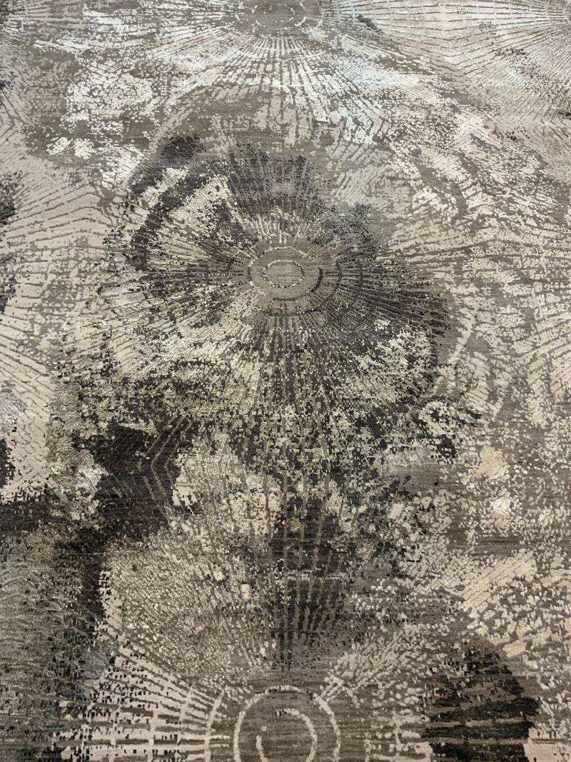 NEW 8ft. x 10ft. MODERN AMOUR - David Tiftickjian & Sons
