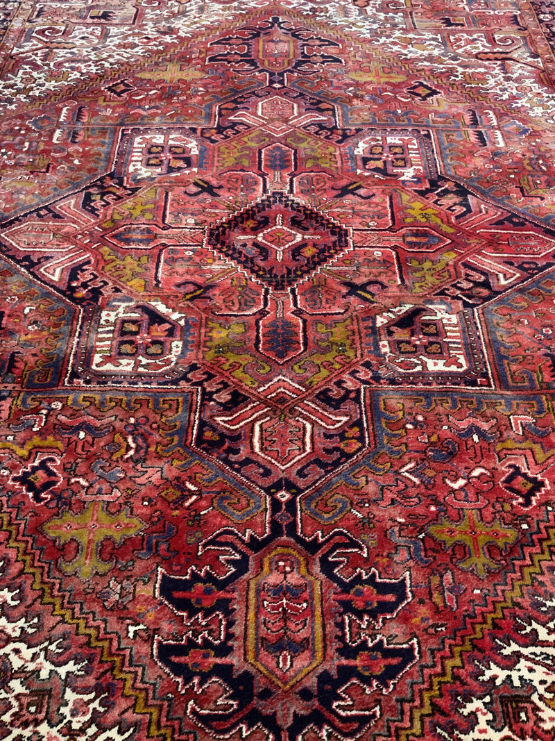 SEMI-ANTIQUE 10ft. x 13ft. GEOMETRIC HERIZ - David Tiftickjian & Sons