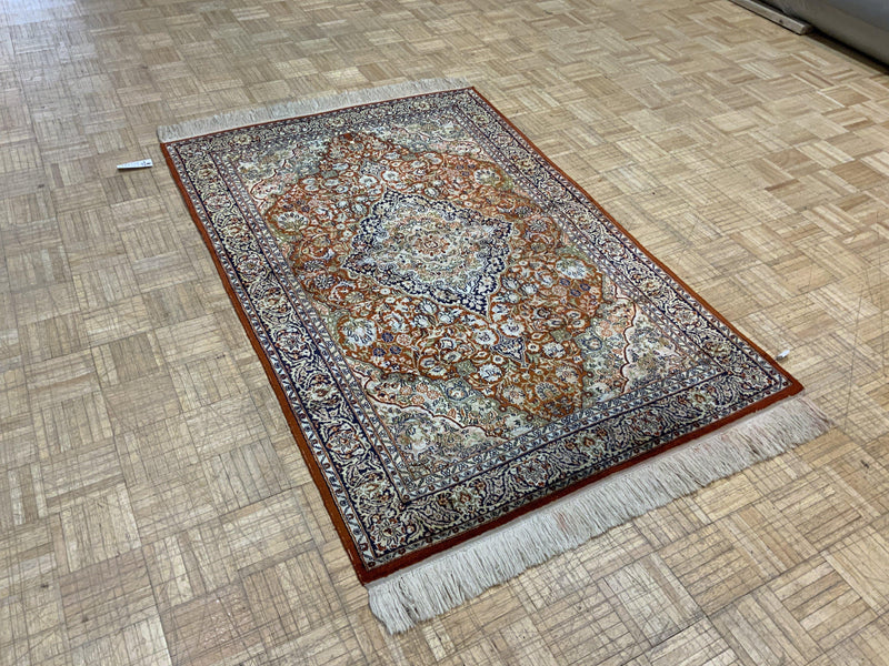 SEMI-ANTIQUE 4ft. x 6ft. TRADITIONAL KASHAN - David Tiftickjian & Sons