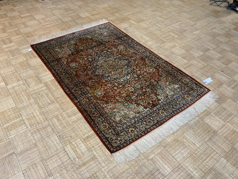 SEMI-ANTIQUE 4ft. x 6ft. TRADITIONAL KASHAN - David Tiftickjian & Sons