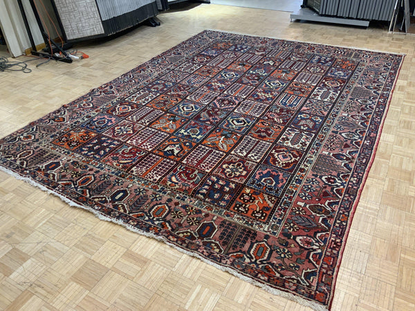 SEMI-ANTIQUE 9ft. x 13ft. TRANSITIONAL BAKHTIARI - David Tiftickjian & Sons