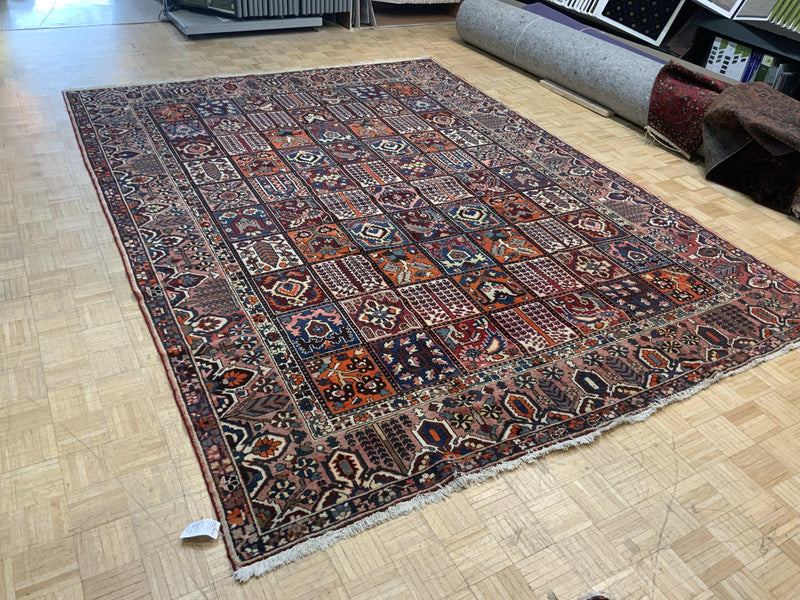 SEMI-ANTIQUE 9ft. x 13ft. TRANSITIONAL BAKHTIARI - David Tiftickjian & Sons
