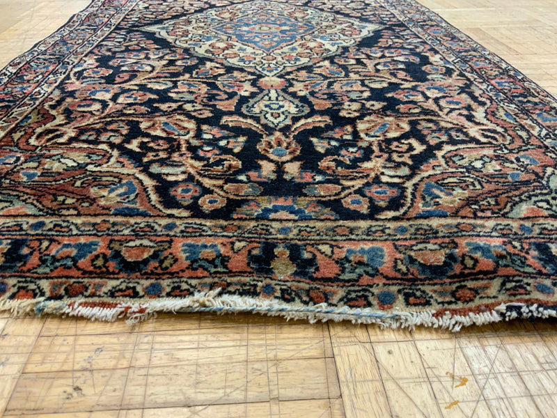 VINTAGE 2ft. x 4ft. TRADITIONAL SAROUK - David Tiftickjian & Sons