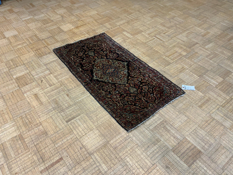 VINTAGE 2ft. x 4ft. TRADITIONAL SAROUK - David Tiftickjian & Sons