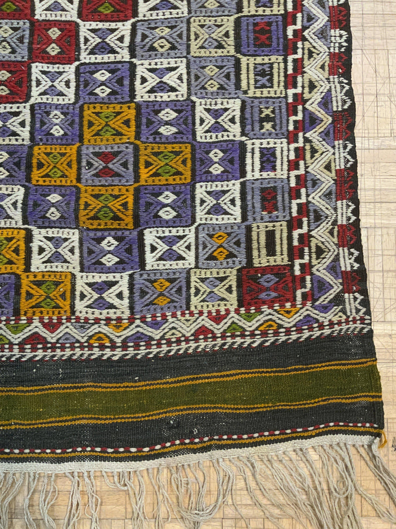 VINTAGE 4ft. x 6ft. TRANSITIONAL SOUMAK - David Tiftickjian & Sons