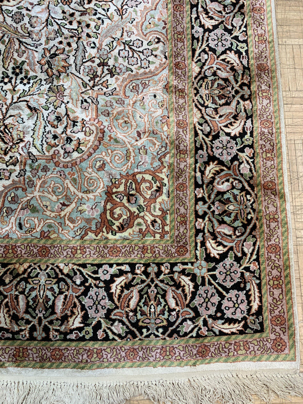 VINTAGE 6ft. x 9ft. TRADITIONAL TABRIZ - David Tiftickjian & Sons