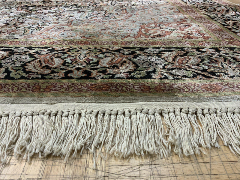 VINTAGE 6ft. x 9ft. TRADITIONAL TABRIZ - David Tiftickjian & Sons