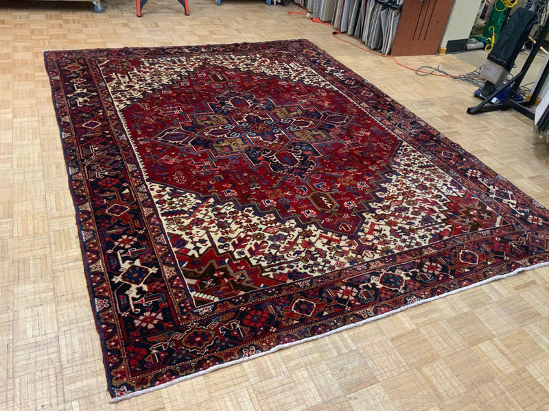 VINTAGE 8ft. x 11ft. GEOMETRIC HERIZ - David Tiftickjian & Sons