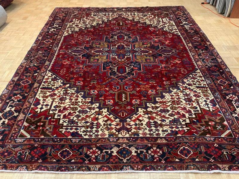 VINTAGE 8ft. x 11ft. GEOMETRIC HERIZ - David Tiftickjian & Sons
