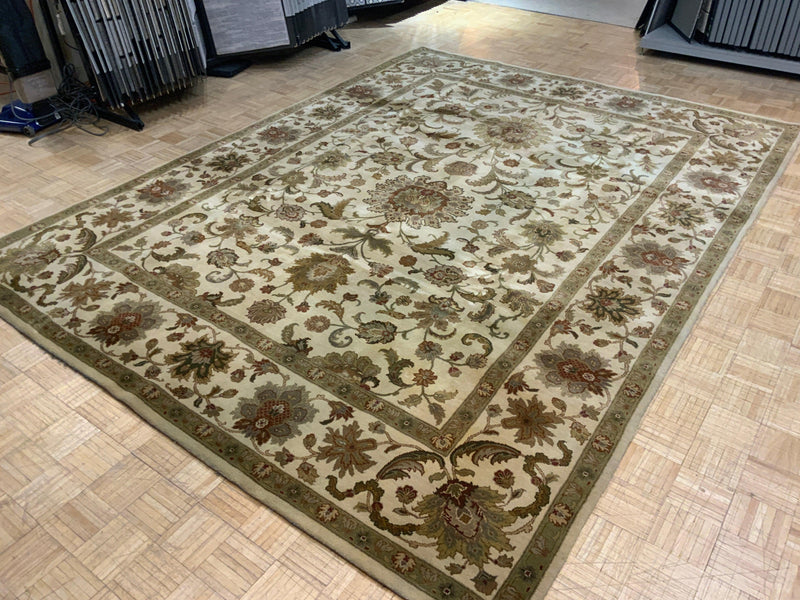 VINTAGE 9ft. x 12ft. TRADITIONAL OUSHAK - David Tiftickjian & Sons